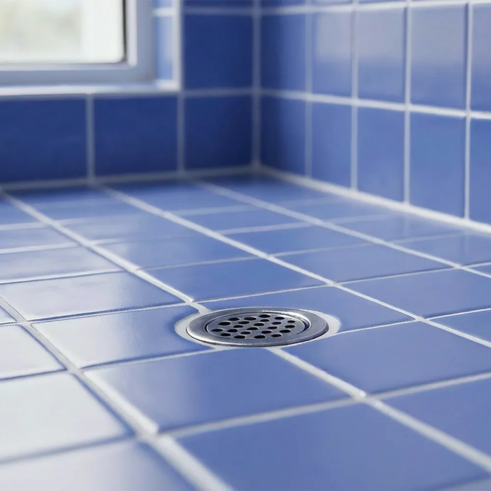Ambiente alicatado con Azulejo 10x10 Antideslizante C3 Color Azul Marino