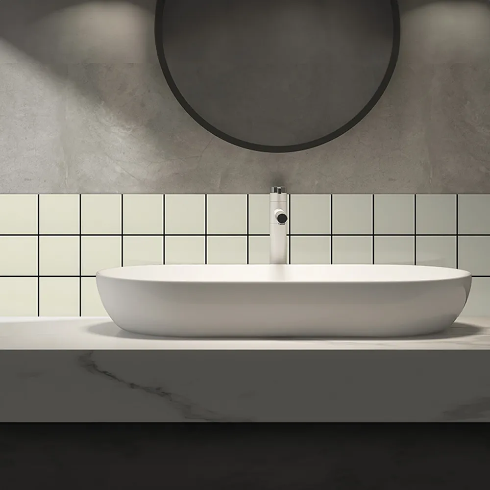 Ambiente alicatado con Azulejo 10x10 Liso Mate Color Mantequilla
