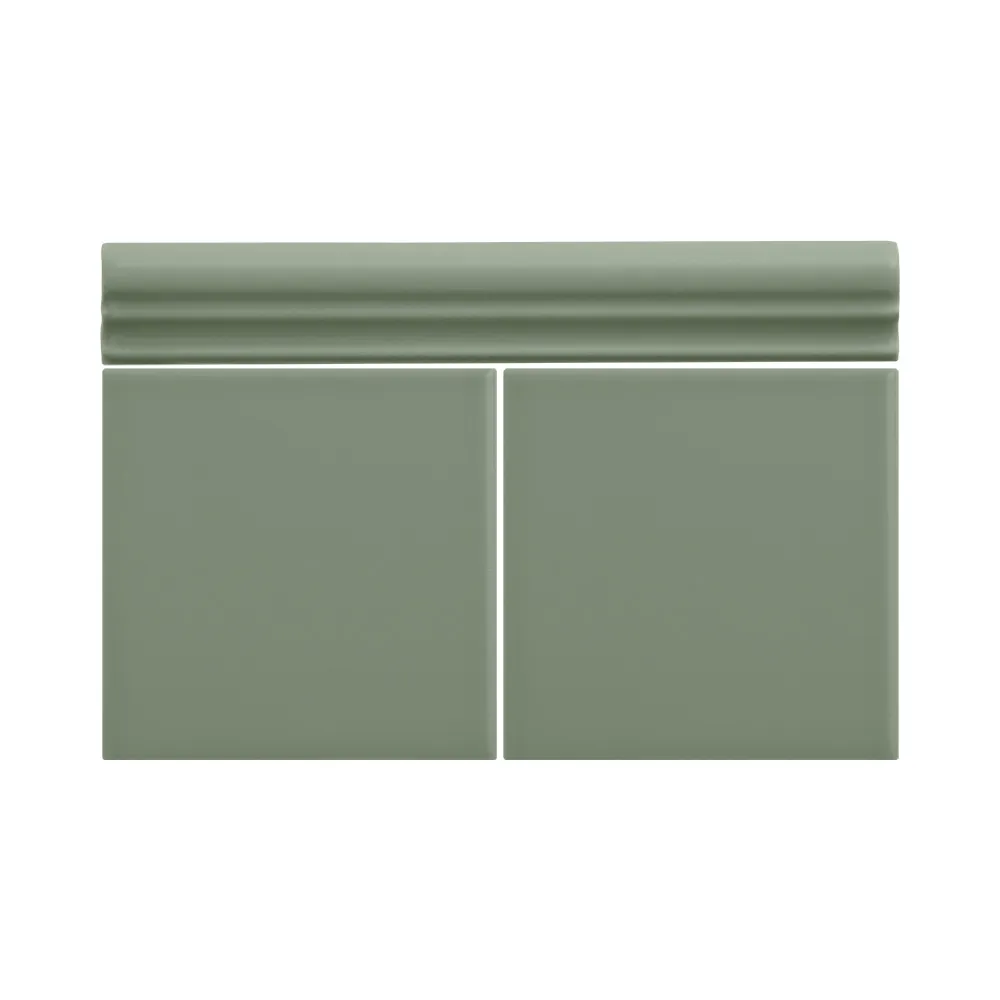 Colocación de Moldura Cerámica 3x20 cm Color Verde Caqui Mate entre azulejos