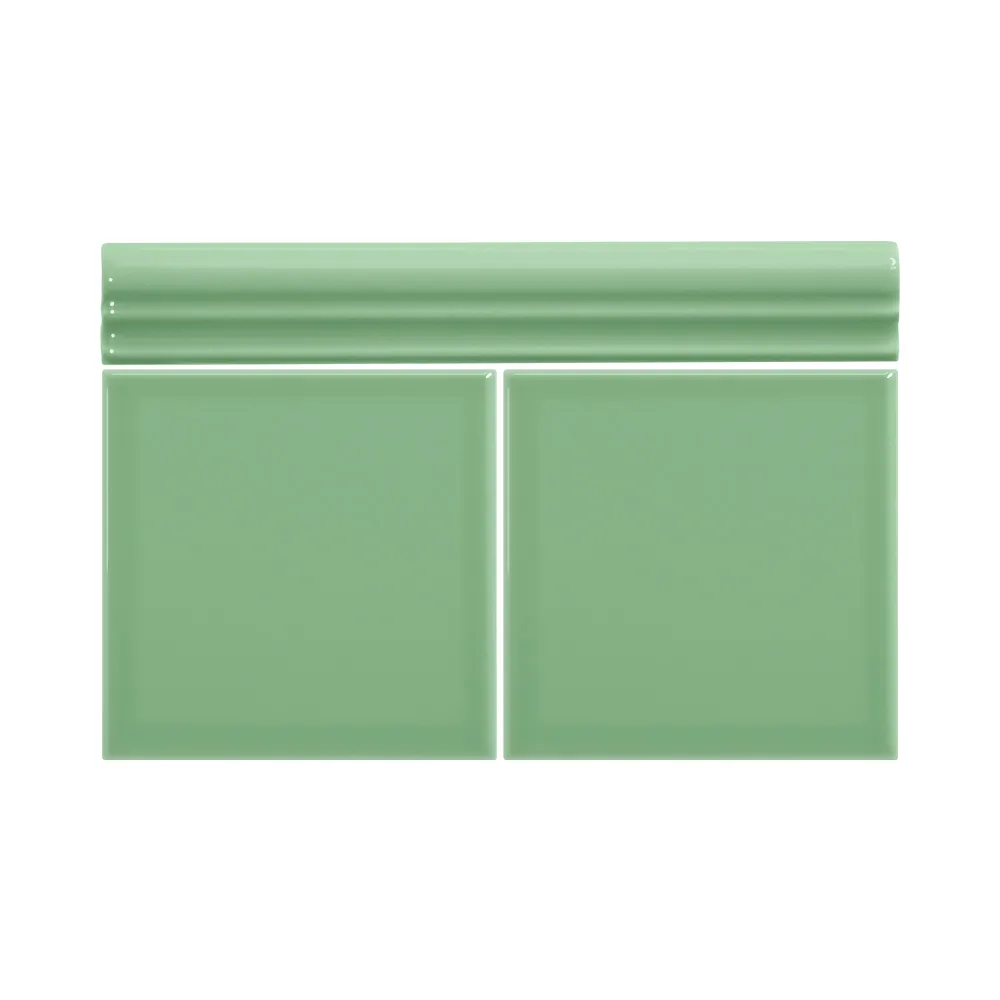 Colocación de Moldura Cerámica 3x20 cm Color Verde Claro Brillo entre azulejos