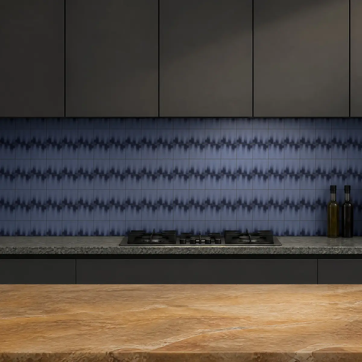 Cocina con Azulejo Fumé 10x10 Azul Cielo Mate de frente de encimera