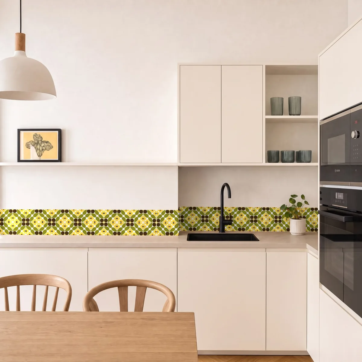 Ambiente con Azulejo Sixties Blanco Brillo 10x10 Amarillo Girasol