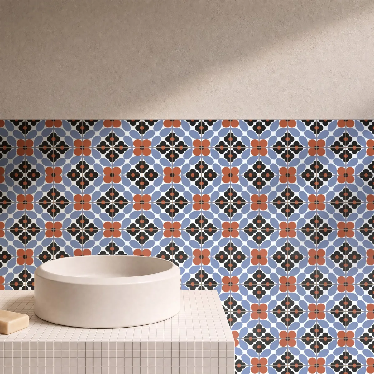 Otro ambiente con Azulejo Sixties Blanco Brillo 10x10 Azul Cielo