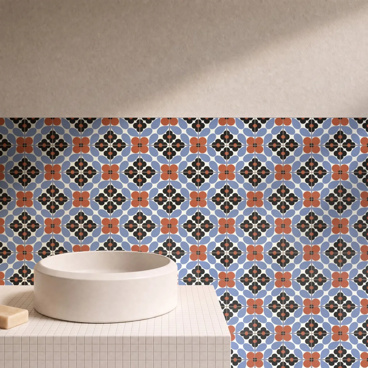 Otro ambiente con Azulejo Sixties Crema Mate 10x10 Azul Cielo