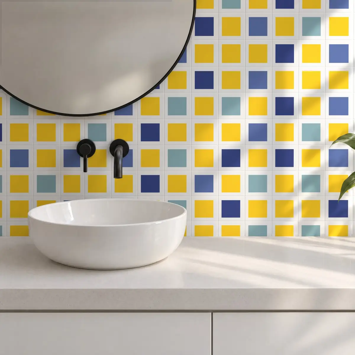 Baño alicatado con Azulejo Square Blanco Brillo 10x10 Amarillo combinado con otros colores