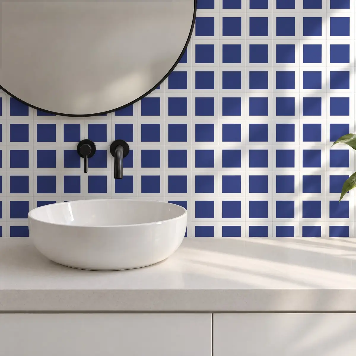 Baño alicatado con Azulejo Square Blanco Brillo 10x10 Azul Oscuro