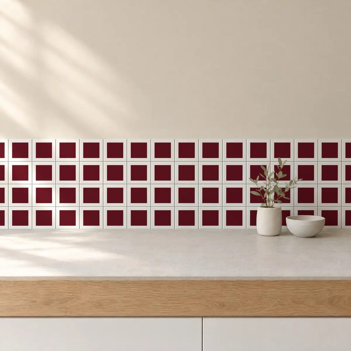 Cocina con Azulejo Square Blanco Mate 10x10 Burdeos de frente de encimera