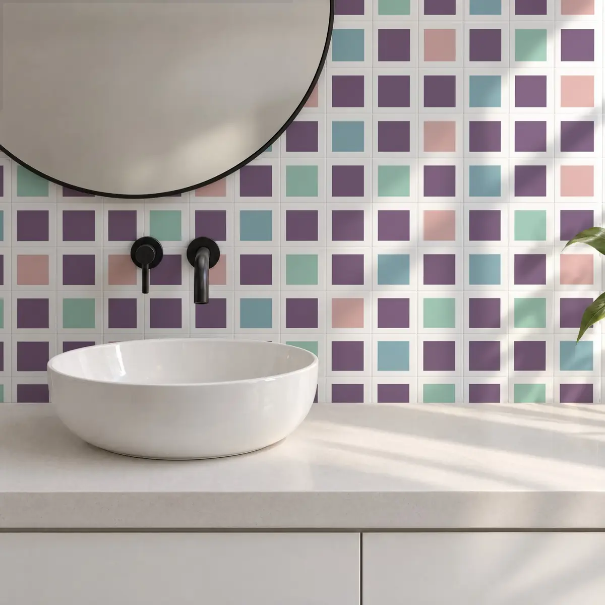 Baño alicatado con Azulejo Square Blanco Brillo 10x10 Lila combinado con otros colores