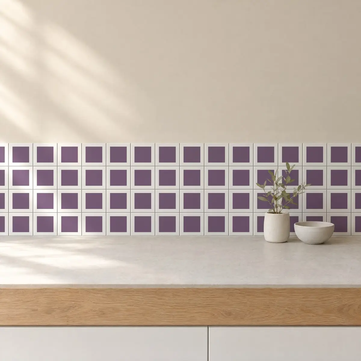 Cocina con Azulejo Square Blanco Brillo 10x10 Lila de frente de encimera