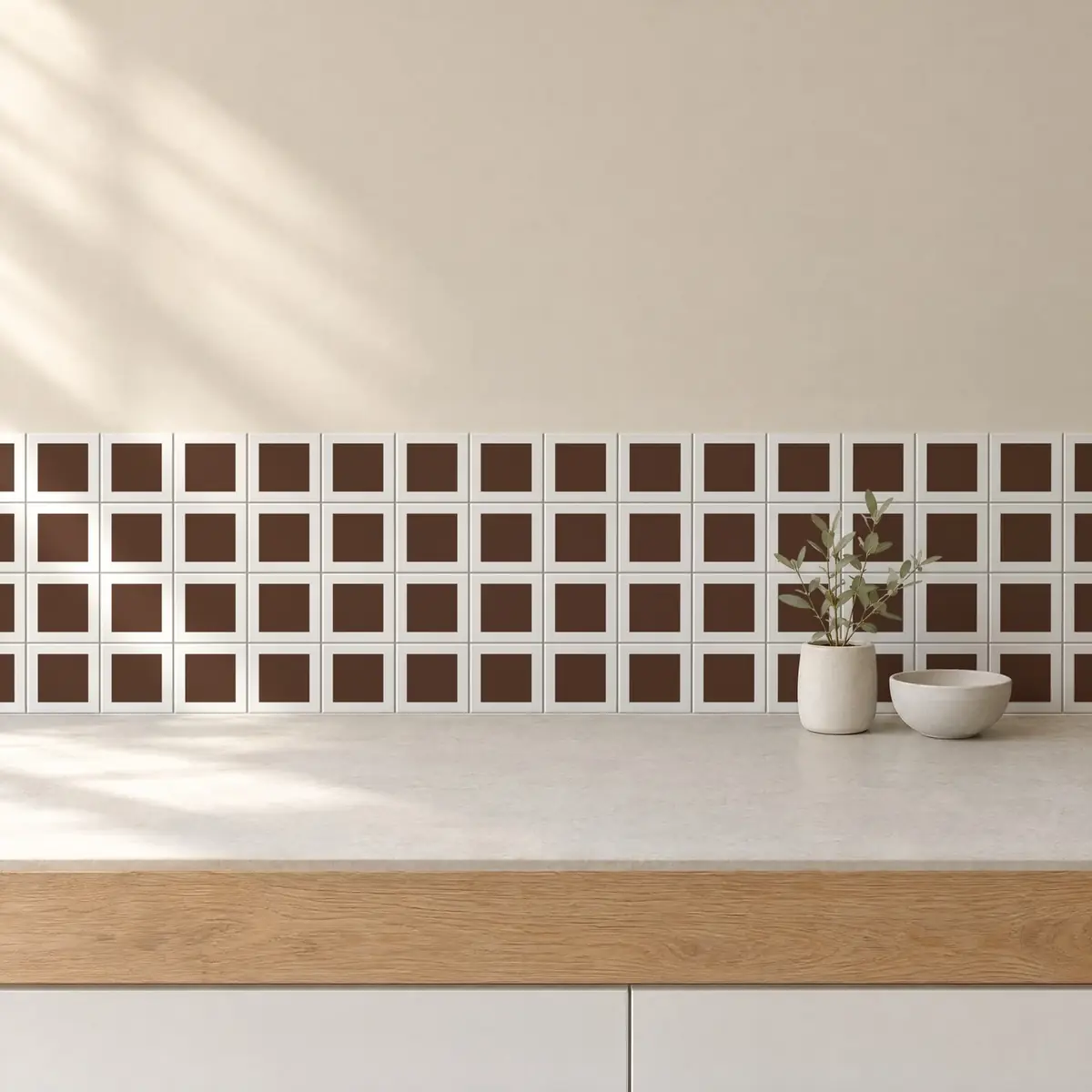 Cocina con Azulejo Square Blanco Brillo 10x10 Marrón de frente de encimera