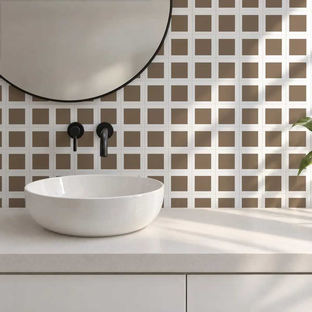 Baño alicatado con Azulejo Square Blanco Brillo 10x10 Marrón Piedra