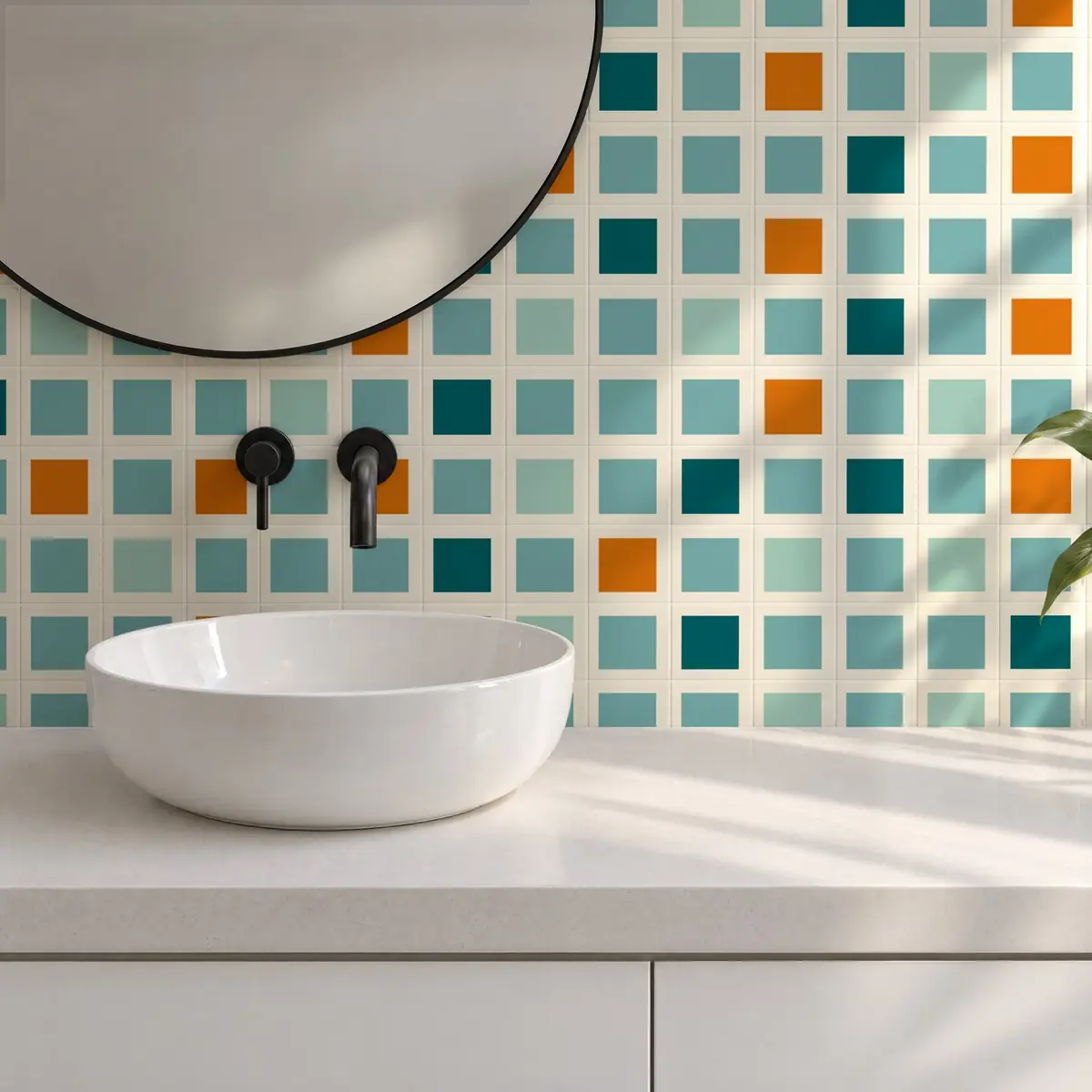 Baño alicatado con Azulejo Square Crema Mate 10x10 Azul Océano combinado con otros colores