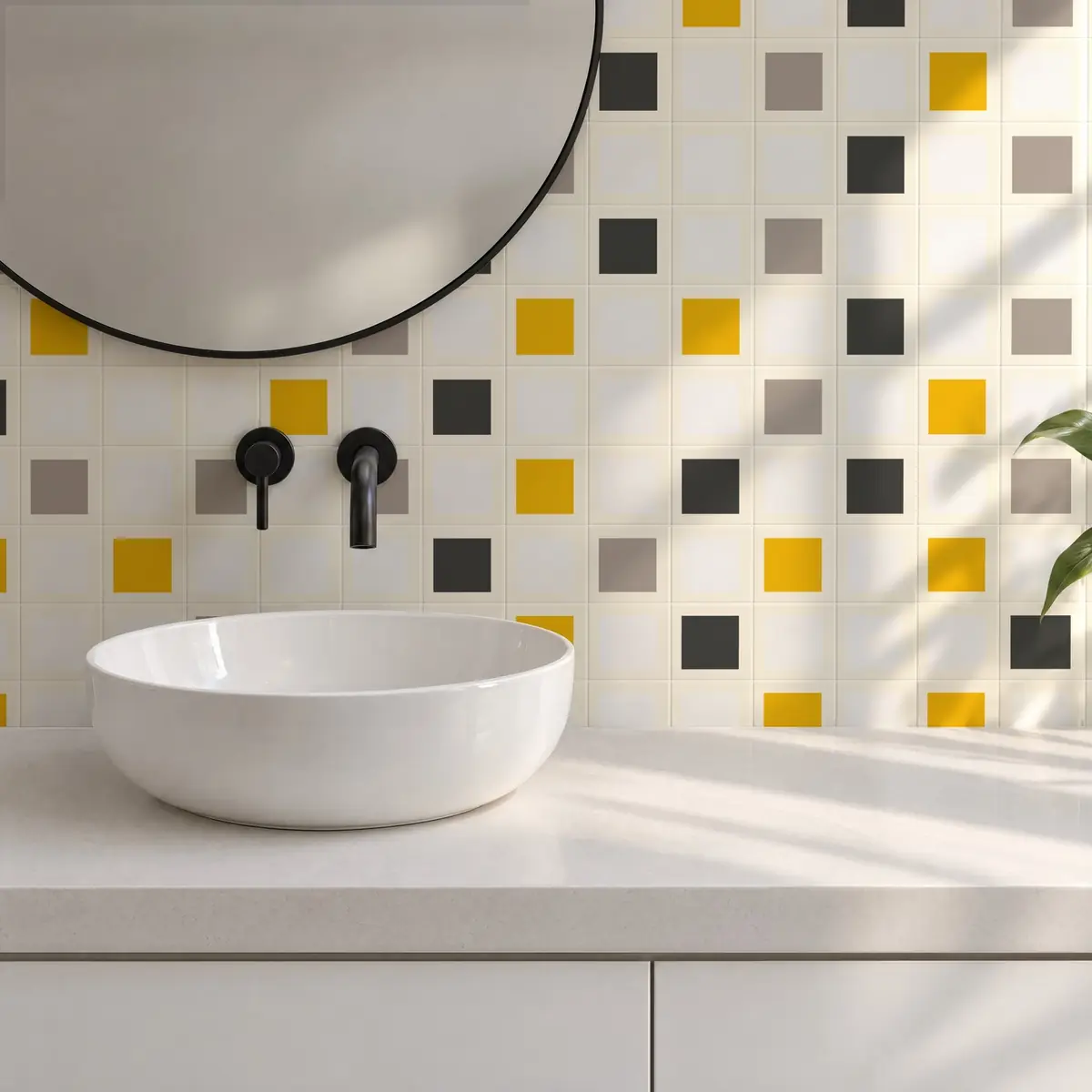 Baño alicatado con Azulejo Square Crema Brillo 10x10 Blanco Perla combinado con otros colores
