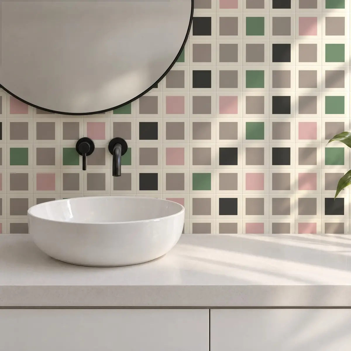 Baño alicatado con Azulejo Square Crema Brillo 10x10 Gris Claro combinado con otros colores