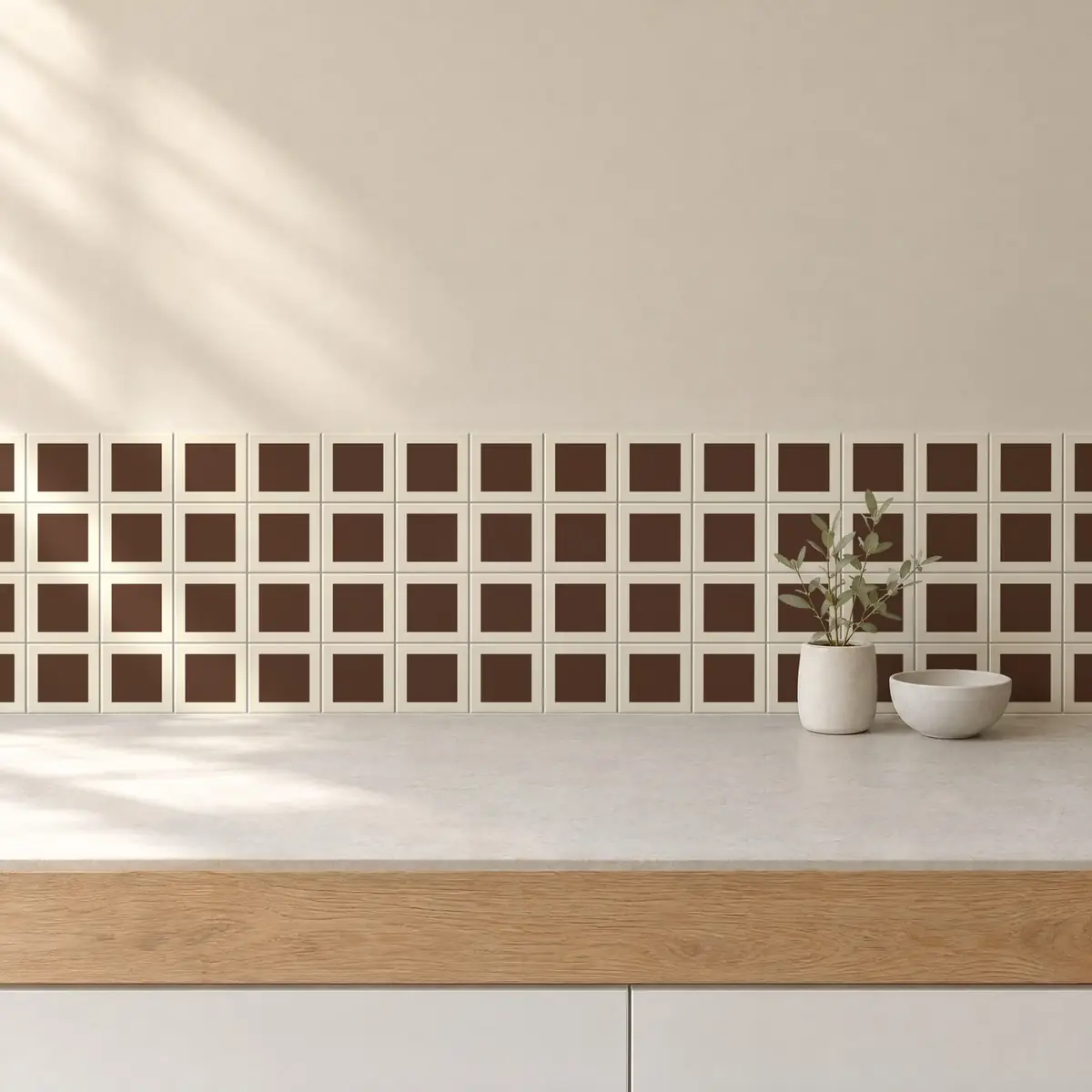 Cocina con Azulejo Square Crema Brillo 10x10 Marrón de frente de encimera