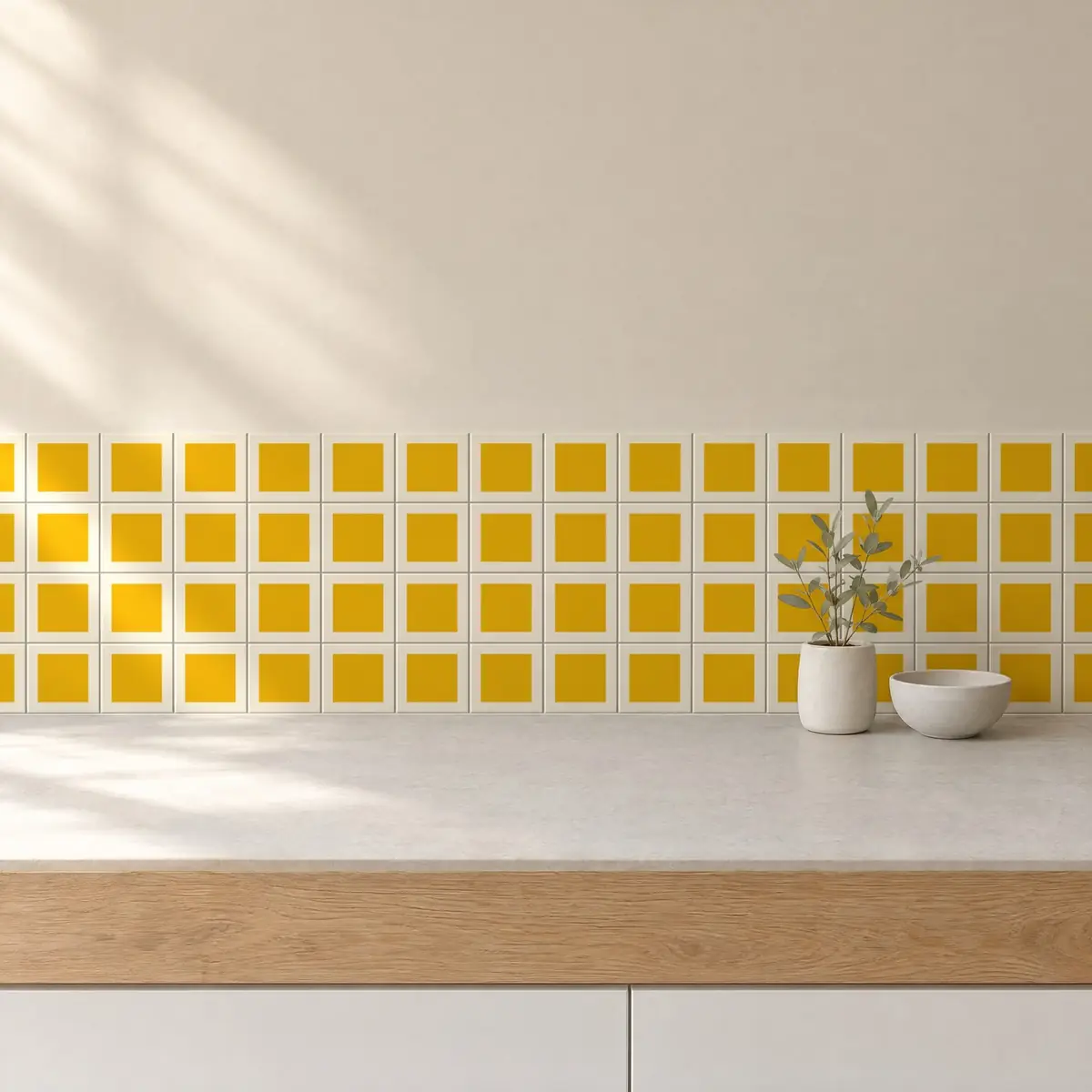 Cocina con Azulejo Square Crema Brillo 10x10 Mostaza de frente de encimera