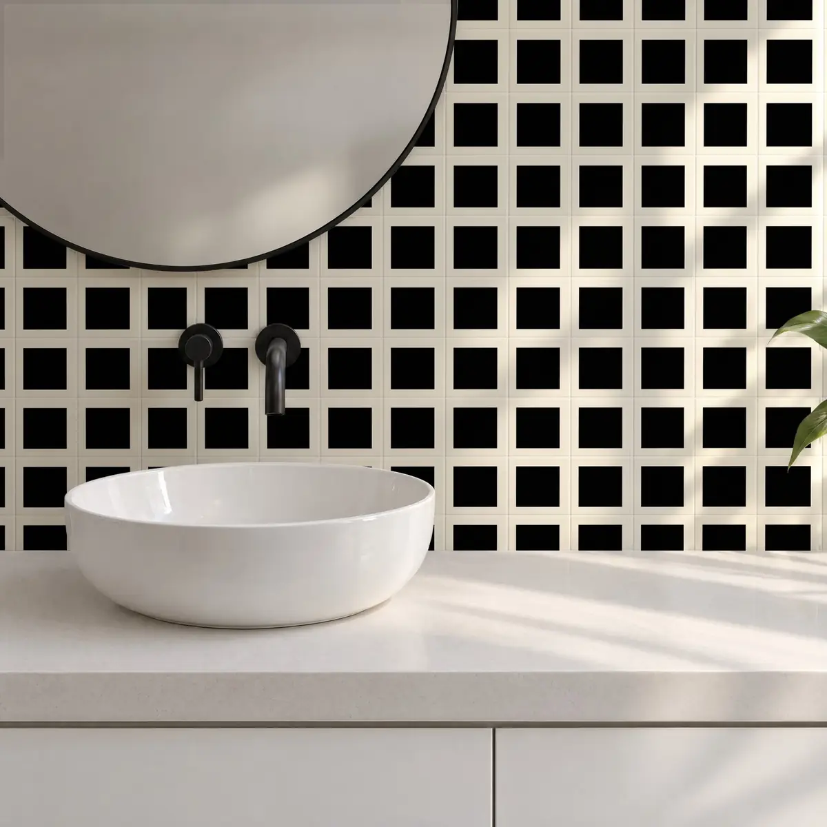 Baño alicatado con Azulejo Square Crema Brillo 10x10 Negro
