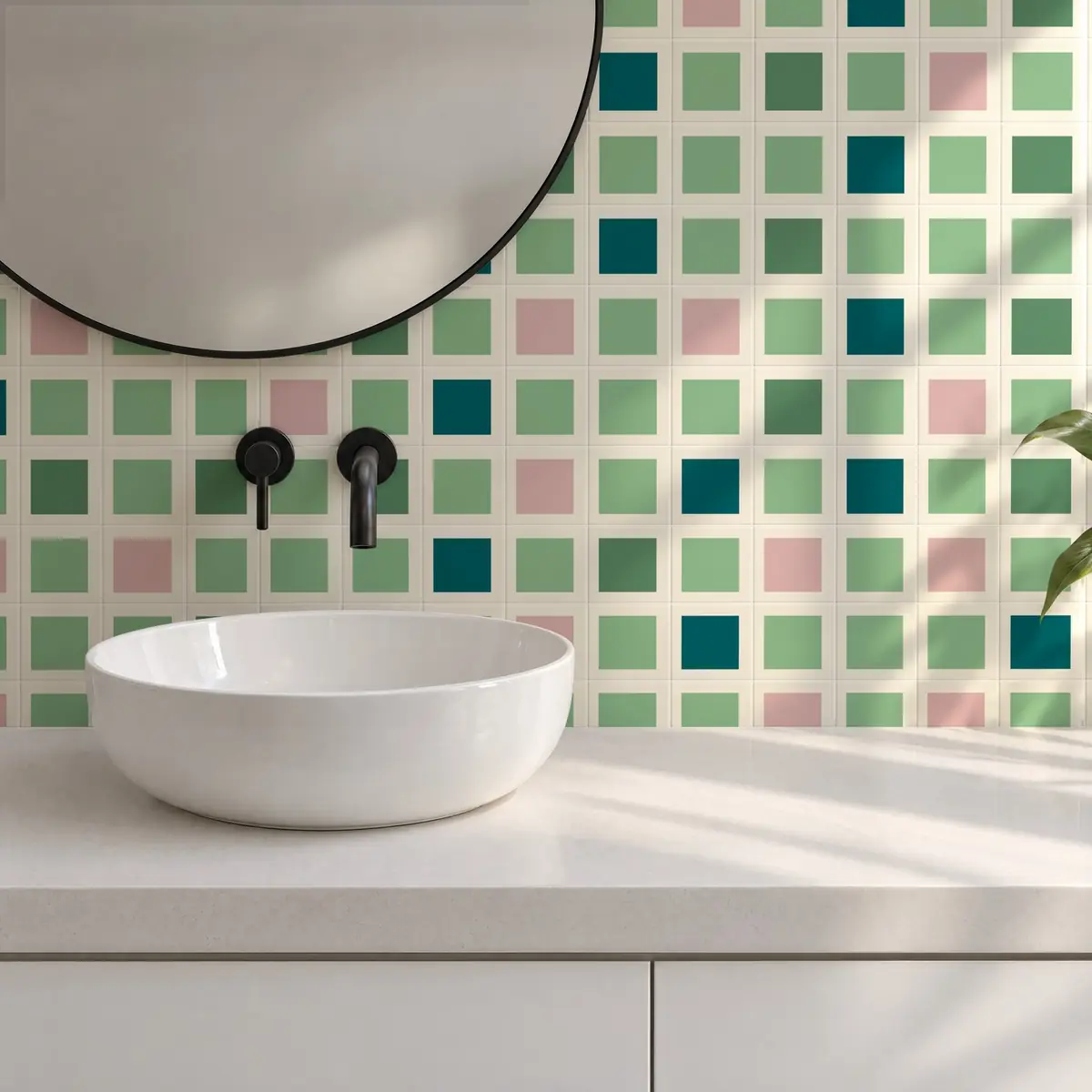 Baño alicatado con Azulejo Square Crema Mate 10x10 Verde Claro combinado con otros colores
