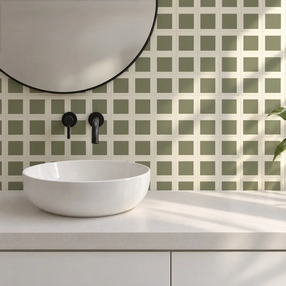 Baño alicatado con Azulejo Square Crema Mate 10x10 Verde Oliva